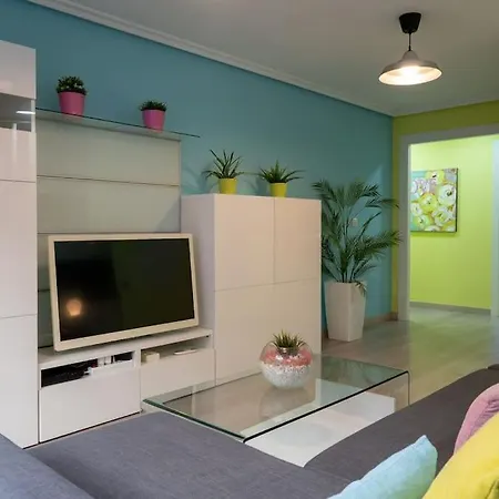 Apartamento En El Centro De Vigo Con Parking Daire *