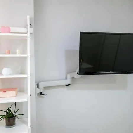 Apartamento En El Centro De Vigo Con Parking