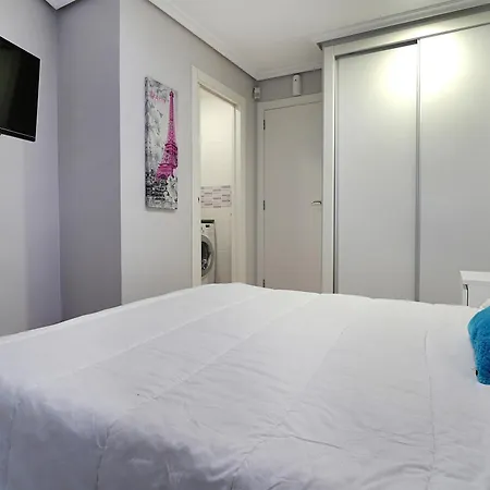 Apartamento En El Centro De Con Parking *