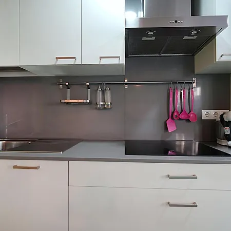 En El Centro De Con Parking